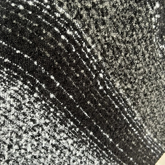 Woolrich Black/White/Gray Woven Soft and Warm Wrap - One Size - Picture 3 of 6